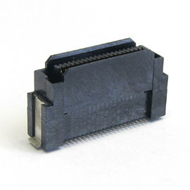 conseil droit masculin de SMT PA9T UL94V-0 de connecteur de lancement de 0.8mm pour embarquer le type de D
